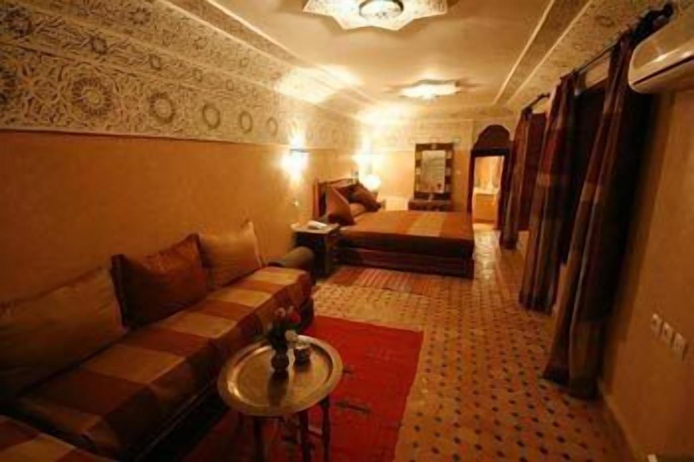 Riad Dar Laura فاس المظهر الخارجي الصورة